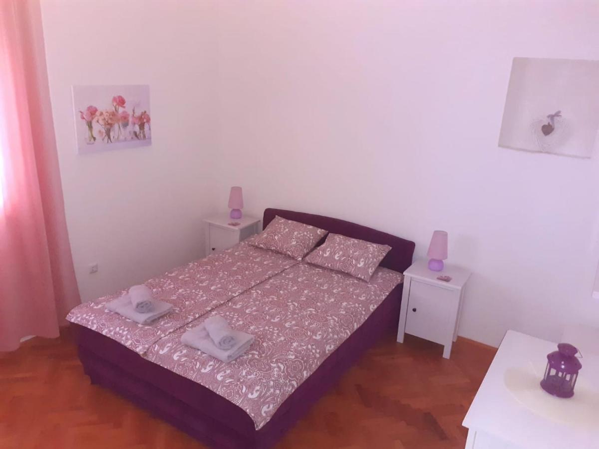 פרקו Lumar Holidays And Apartments מראה חיצוני תמונה