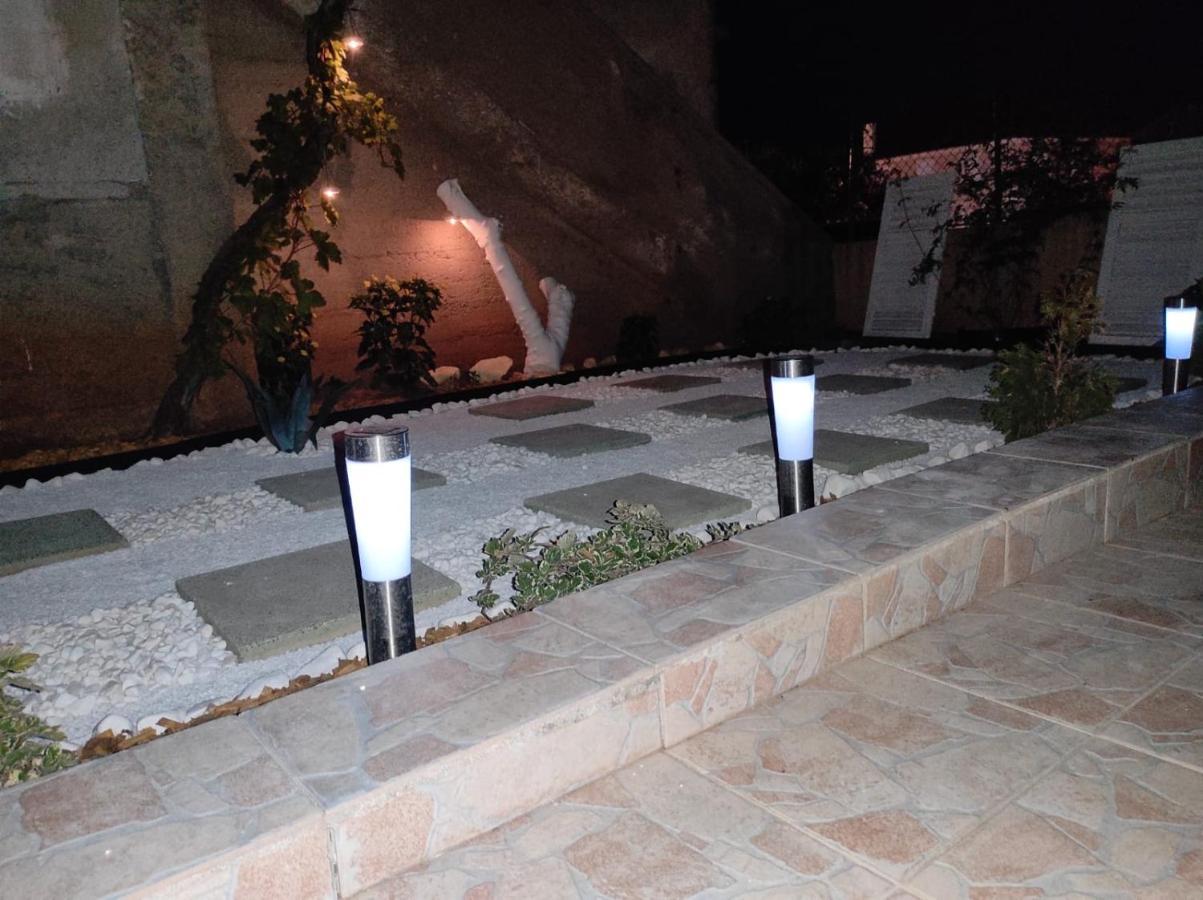 פרקו Lumar Holidays And Apartments מראה חיצוני תמונה