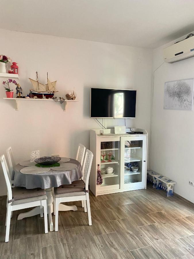 פרקו Lumar Holidays And Apartments מראה חיצוני תמונה